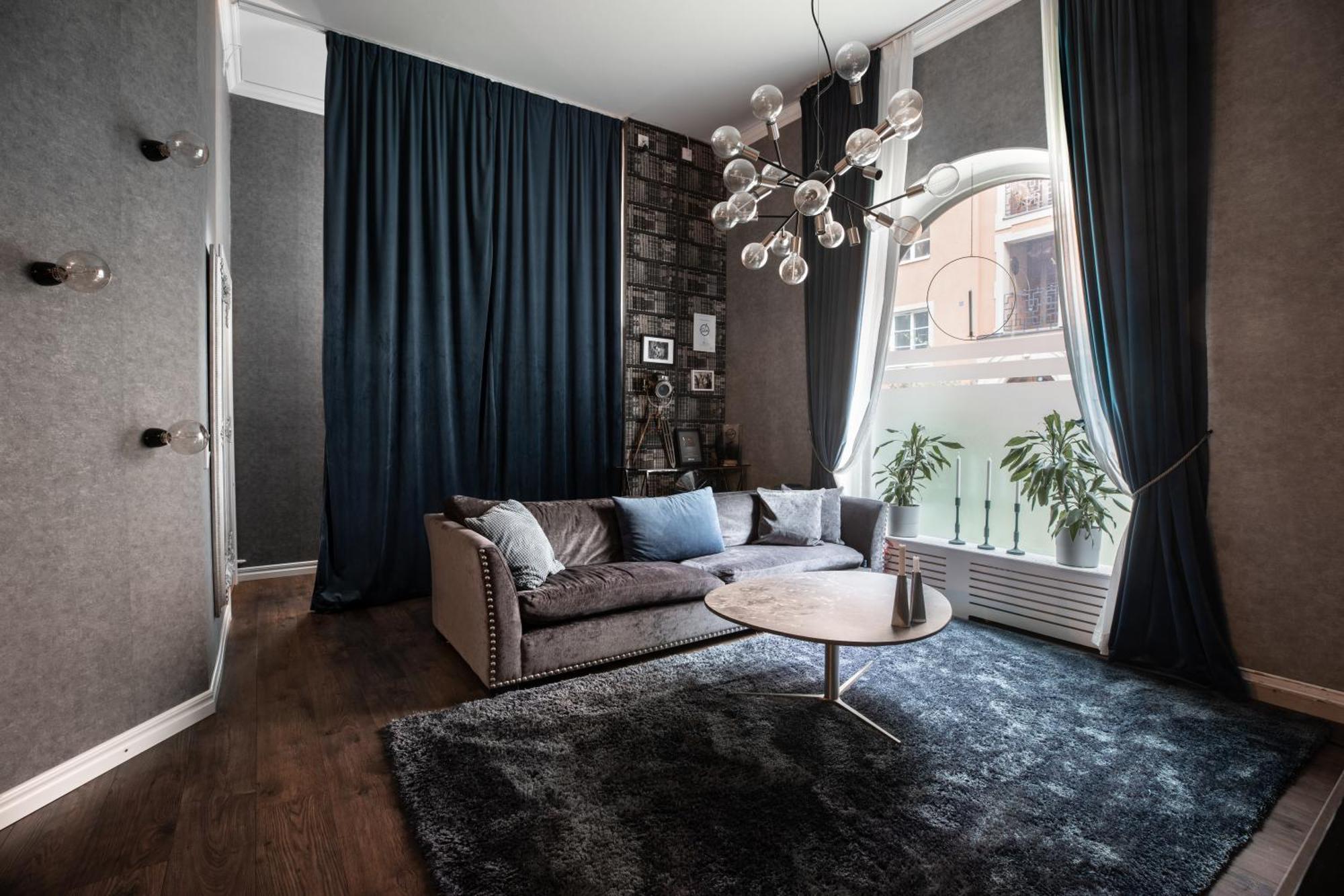 Spacious Oasis Only Minutes From The Center *